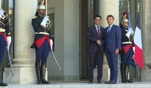 Emmanuel Macron reçoit le président malgache Andry Rajoelina à l'Elysée