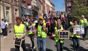 Amiens: entre 100 et 150 personnes marchent contre le RN avant le 2nd tour de la présidentielle