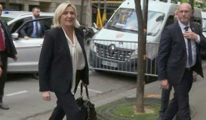Présidentielle: Marine Le Pen arrive à son QG à Paris