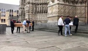 Obsèques d'Amélia, Jennifer et Eliam à la cathédrale d'Amiens après le triple homicide de la rue Maberly