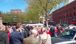 La foule au rendez-vous de la 6e exposition de véhicules Vintage