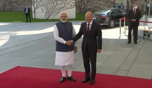 Le Premier ministre indien arrive à Berlin pour rencontrer Olaf Scholz