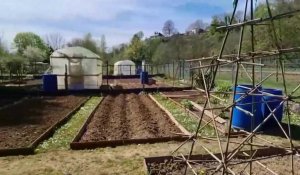 Charleville-Mézières: Christine Prudhommeaux présente son jardin ouvrier