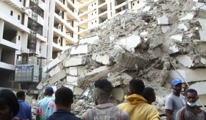 Immeuble effondré à Lagos: un corps est évacué des décombres