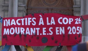 COP-26: des centaines de manifestants à Paris appellent à agir pour le climat
