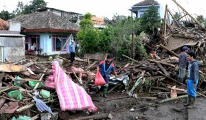 Indonésie: au moins huit morts dans des crues subites