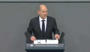Covid: Olaf Scholz appelle à de nouvelles mesures en Allemagne pour "passer l'hiver"