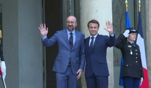 Emmanuel Macron reçoit le président du Conseil européen Charles Michel