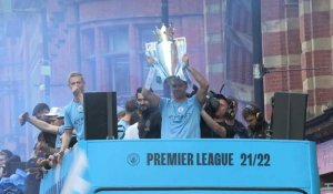 Football: Manchester City célèbre son titre de champion d'Angleterre