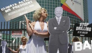 Climat: des drag-queens Marilyn Monroe interpellent les dirigeants