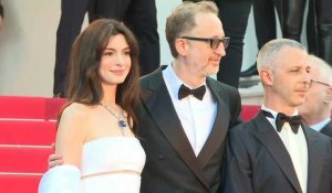 Cannes: l'équipe du film "Armageddon Time" de James Gray sur le tapis rouge