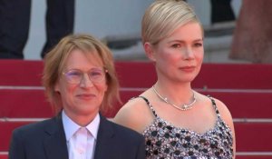 Cannes: Michelle Williams et Kelly Reichardt sur le tapis rouge de "Showing Up"