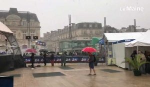 VIDÉO. 24 Heures du Mans : Orages et fortes averses sur le pesage en centre-ville