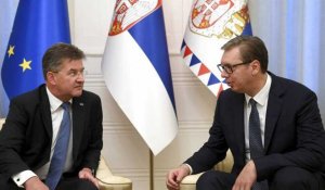Crise au Kosovo : les ambassadeurs américain et européen rencontrent le président serbe