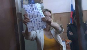 Moscou : la journaliste opposée à l'offensive en Ukraine Marina Ovsiannikova devant le tribunal