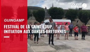 VIDÉO. Au festival de la Saint-Loup, à Guingamp, on peut apprendre les danses bretonnes