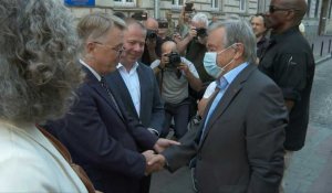 Ukraine : Antonio Guterres arrive à Lviv et visite l'Université Ivan Franko