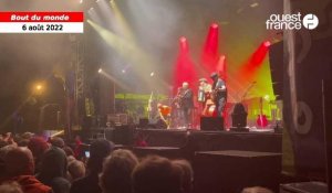 VIDÉO. Bernard Lavilliers fait chanter la foule au festival du Bout du Monde