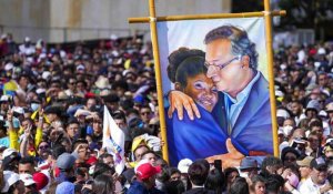 Colombie : investiture de Gustavo Petro, premier président de gauche du pays