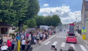 La caravane du Tour de France Femme dans les villages aubois
