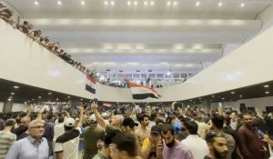 Crise politique en Irak: des manifestants investissent le Parlement