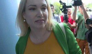 Russie: la journaliste Marina Ovsiannikova se rend à sa première audience