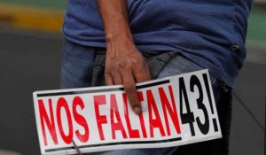 Etudiants disparus au Mexique: l'ex-procureur général, en prison, comparaîtra mercredi
