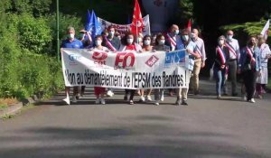 Crise à l'EPSM des Flandres : plus de 250 personnes manifestent