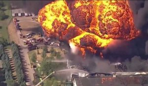 Impressionnant incendie dans une usine Lubrizol aux États-Unis