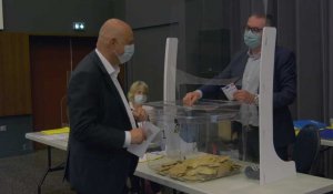 Régionales 2021 : Laurent Pietraszewski a voté à La Chapelle-d’Armentières
