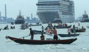 Venise: manifestation au retour du premier navire de croisière