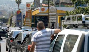 Liban: files d'attente interminables devant les stations-service de Beyrouth