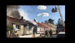 Intervention des pompiers pour un incendie de pavillon à Rezé.