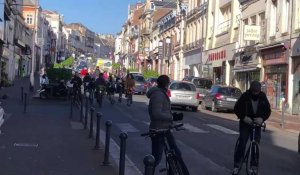 Les adeptes du vélo en ville à Saint-Quentin.