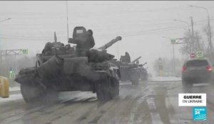 Russie : les convois militaires défilent vers la frontière ukrainienne