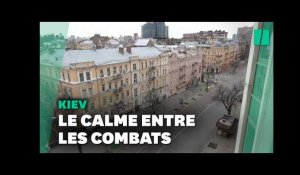 Kiev, ville fantôme sous couvre-feu la journée après les combats