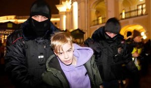 NoComment : au moins 1700 manifestants anti-guerre interpellés en Russie