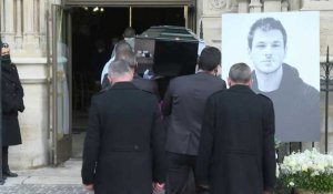 Obsèques de Gaspard Ulliel: entrée du cercueil dans l'église Saint-Eustache