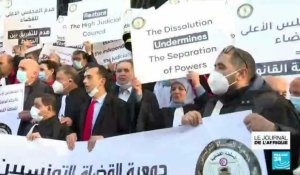 Tunisie : les magistrats manifestent contre la dissolution de leur Conseil