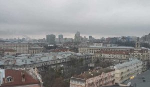 Ukraine: les sirènes de raids aériens retentissent dans le centre de Kiev
