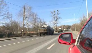 Un convoi militaire ukrainien après l'invasion du pays par la Russie