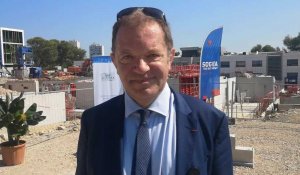 Nicolas Best, directeur du CHU Carémeau de Nîmes, explique le chantier du bâtiment MPR/SMIT/gériatrie
