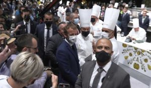 Gastronomie: Emmanuel Macron rencontre les finalistes du Bocuse d'Or
