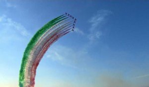 La patrouille acrobatique italienne fait le show pour son 60ème anniversaire