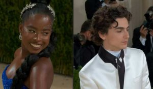 New York: Timothée Chalamet et Amanda Gorman arrivent au gala du Met