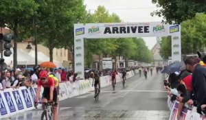 L'arrivée des coureurs du 71e Paris-Chauny