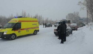 Onze morts, 46 disparus après un accident minier en Sibérie: arrivée de secours
