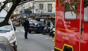 Paris: deux femmes prises en otage par un homme muni d'une arme blanche (source policière)