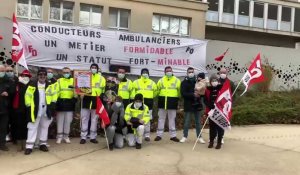 Manifestation des ambulanciers du Smur à Troyes