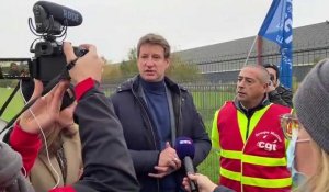 A Dourges, Yannick Jadot soutient les salariés en grève de Leroy-Merlin